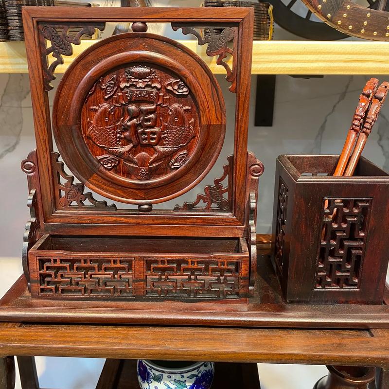 红木工艺品的挑选与使用技巧